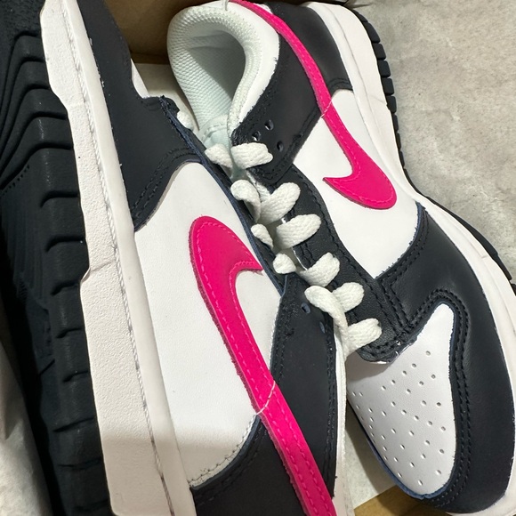 Nike Dunk Low Dark Obsidian "Fierce Pink" Big Kids - Picture 4 of 6